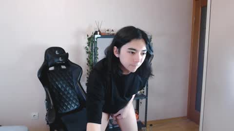 Snapshot of judame_aoi chatting on February 24, 2025, 12:09 am Aoi online show from February 24, 2025, 12:09 am