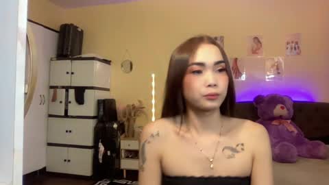 EloiseMoree online show from December 10, 2024, 6:11 am