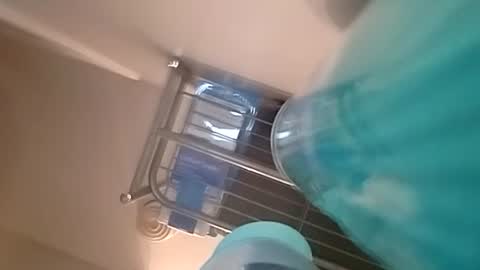 Snapshot of jugg3 chatting on December 8, 2024, 8:09 am Carlos online show from December 8, 2024, 8:09 am