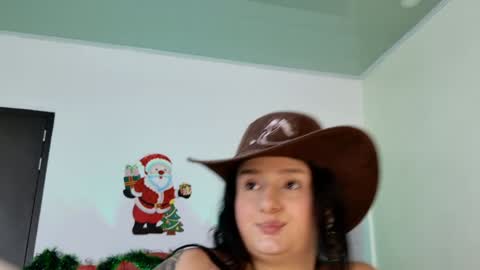 Sisi online show from December 17, 2024, 10:43 pm