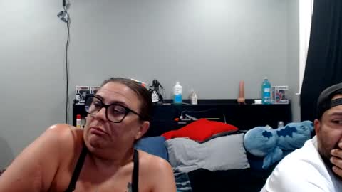 juiceepawwg420626 online show from July 8, 2026, 12:15 am