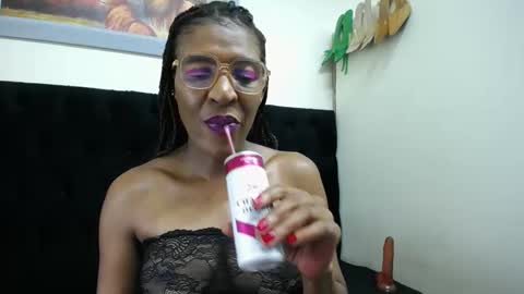 Snapshot of juicykayxxx chatting on February 13, 2025, 11:39 am Miss Kay online show from February 13, 2025, 11:39 am