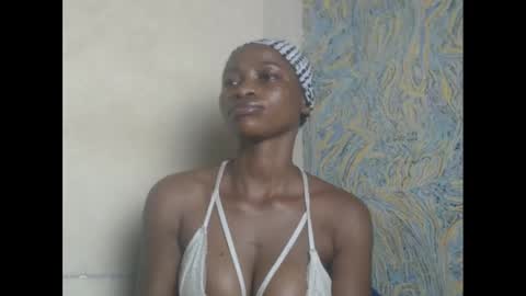 juicypiexx online show from March 11, 2025, 11:48 pm