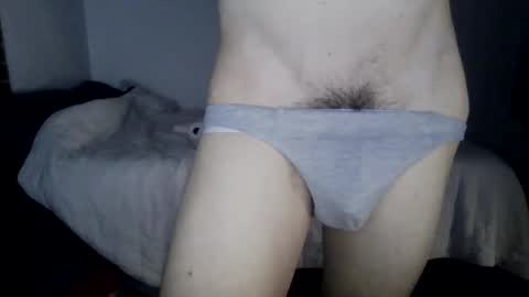 juicytwunk online show from October 22, 2025, 4:35 am