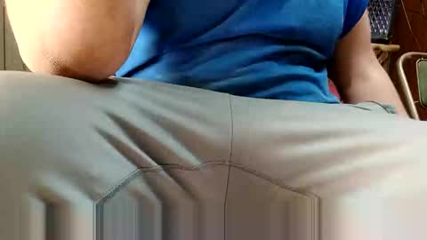 Snapshot of juicyweiner chatting on January 1, 2025, 8:15 pm juicyweiner online show from January 1, 2025, 8:15 pm