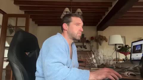 Snapshot of jujucan4 chatting on November 27, 2025, 11:56 am jujucan4 online show from November 27, 2025, 11:56 am