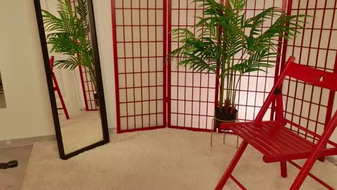 Snapshot of jules__lain chatting on February 28, 2026, 2:07 pm Jules online show from February 28, 2026, 2:07 pm