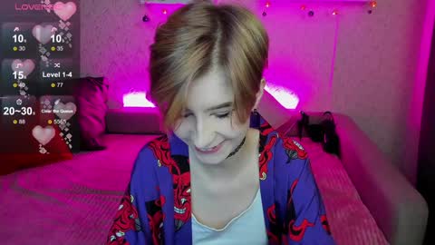 Snapshot of julescrown chatting on December 10, 2024, 1:00 am Jules online show from December 10, 2024, 1:00 am