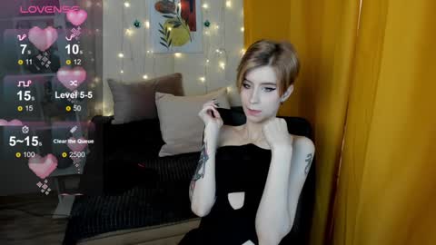 Snapshot of julescrown chatting on December 20, 2024, 4:20 am Jules online show from December 20, 2024, 4:20 am