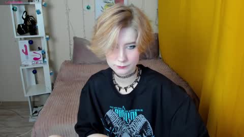 Snapshot of julescrown chatting on January 15, 2025, 1:23 am Jules online show from January 15, 2025, 1:23 am