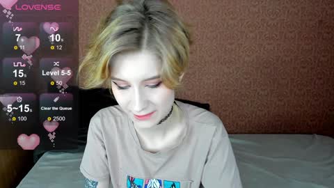 Snapshot of julescrown chatting on January 22, 2025, 4:23 am Jules online show from January 22, 2025, 4:23 am