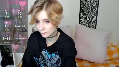 Snapshot of julescrown chatting on January 28, 2025, 7:53 am Jules online show from January 28, 2025, 7:53 am