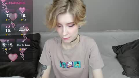 Snapshot of julescrown chatting on February 11, 2025, 1:31 am Jules online show from February 11, 2025, 1:31 am