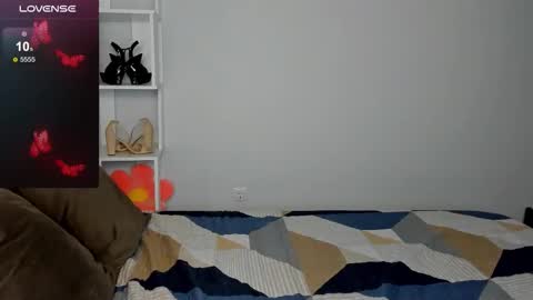 Snapshot of julescrown chatting on September 28, 2025, 12:49 am Jules online show from September 28, 2025, 12:49 am