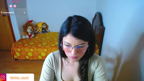 Juliana online show from March 5, 2025, 3:51 pm