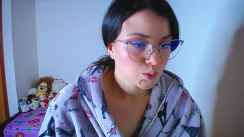 Juliana online show from October 5, 2025, 8:51 pm