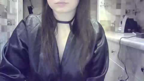 julia69009 online show from December 18, 2024, 12:10 am