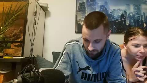 julia_official online show from February 15, 2025, 7:39 pm