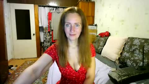 Snapshot of juliaa_foxi chatting on May 16, 2026, 7:01 pm juliaa_foxi online show from May 16, 2026, 7:01 pm