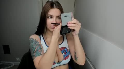Snapshot of juliabeautiful chatting on May 6, 2026, 4:52 am ContentMaker 1 - check my video gallery online show from May 6, 2026, 4:52 am