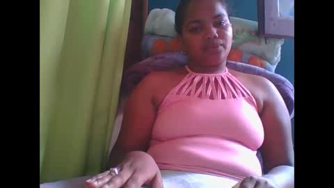 juliah02 online show from January 27, 2025, 7:35 am