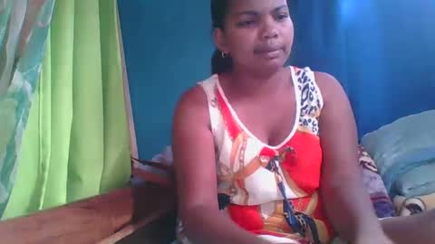 juliah02 online show from February 4, 2025, 6:14 am