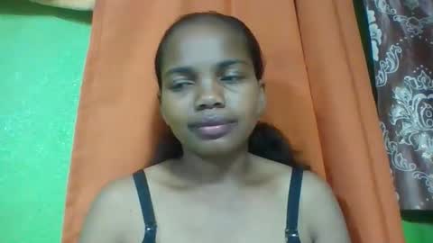 juliah02 online show from March 28, 2026, 4:12 am