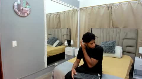 julian billy online show from January 15, 2025, 11:32 am