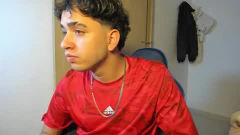 julian billy online show from November 6, 2025, 5:41 am