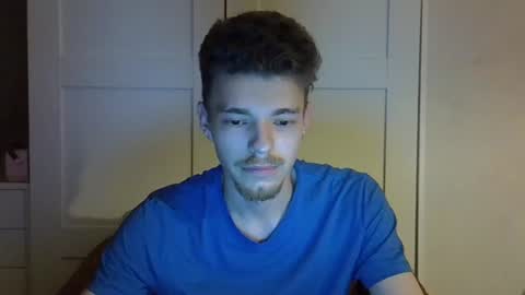 julian_velvet online show from June 28, 2026, 7:53 pm
