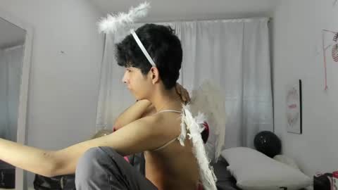Julian online show from May 14, 2026, 6:47 pm