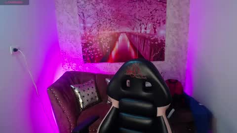 juliana_diamond_ online show from February 3, 2026, 6:22 am