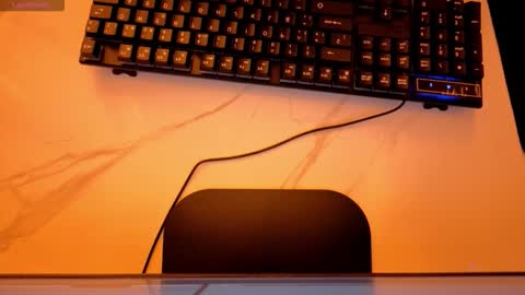 Online 2200 to 600 online show from November 25, 2025, 2:44 am