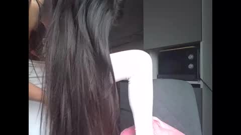 julianagold1 online show from December 17, 2024, 11:17 am