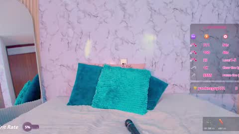   Juliana   online show from November 4, 2025, 6:07 pm