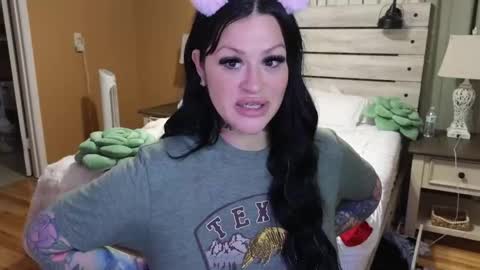 Texas Mamasita online show from November 25, 2025, 4:07 pm