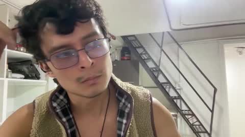 Snapshot of juliangosilva chatting on May 25, 2026, 7:09 pm juliangosilva online show from May 25, 2026, 7:09 pm