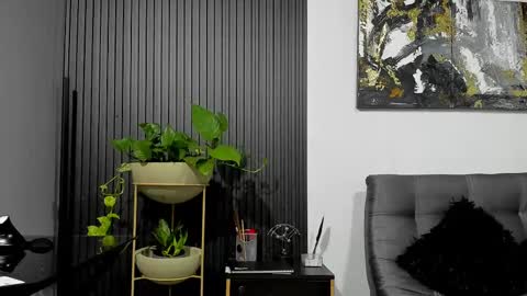 Julian online show from February 12, 2025, 2:14 am