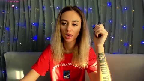 Yulya online show from November 6, 2025, 3:07 am