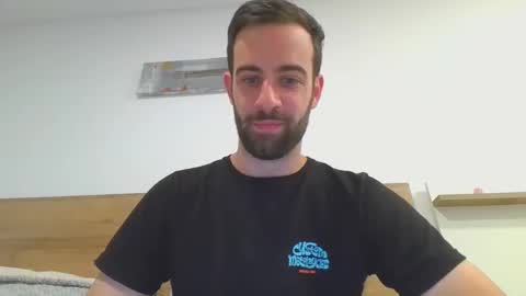 Snapshot of julica93 chatting on December 15, 2024, 8:58 pm Julica online show from December 15, 2024, 8:58 pm