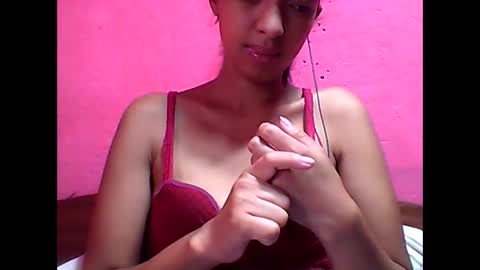 julie0612 online show from February 20, 2025, 5:44 am