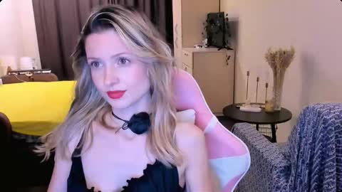 Julie online show from February 4, 2026, 3:29 pm