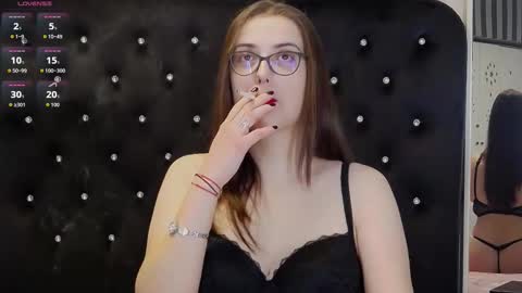 Snapshot of julieannx chatting on March 17, 2026, 5:00 am Julia online show from March 17, 2026, 5:00 am