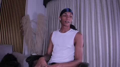 Julien online show from April 15, 2026, 12:01 pm