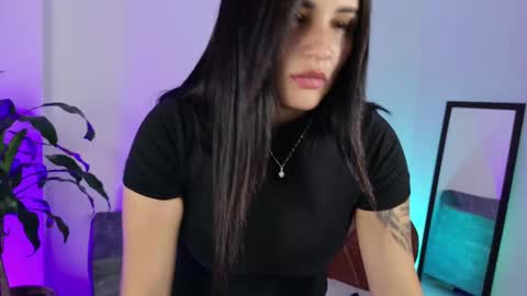 Julieta92  online show from September 24, 2025, 11:19 pm