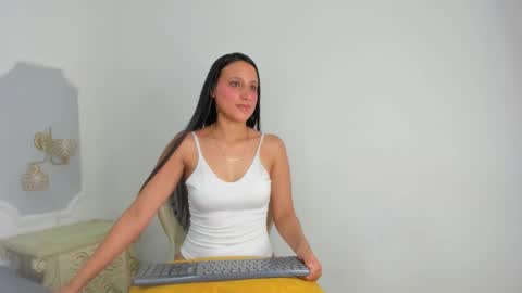 Snapshot of julieta_91 chatting on March 1, 2026, 7:38 pm julieta_91 online show from March 1, 2026, 7:38 pm