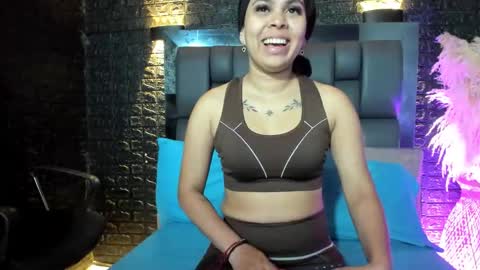 Snapshot of julieta_coopeer_ chatting on December 5, 2025, 10:35 am Julieta online show from December 5, 2025, 10:35 am