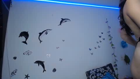 Julieta  Hass online show from September 24, 2025, 7:39 pm