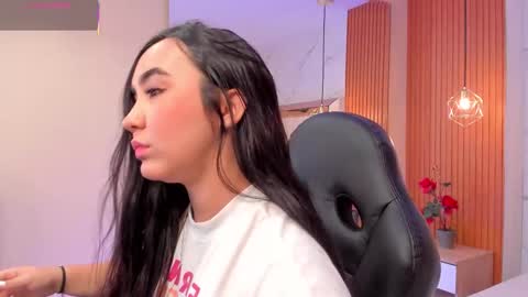     online show from February 20, 2026, 10:10 pm