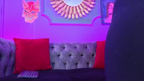 Snapshot of julieta_russell chatting on January 10, 2025, 11:54 am Julieta online show from January 10, 2025, 11:54 am